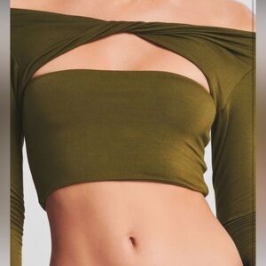 SER.O.YA ELLIS CUT OUT LONG SLEEVE CROP TOP OLIVE